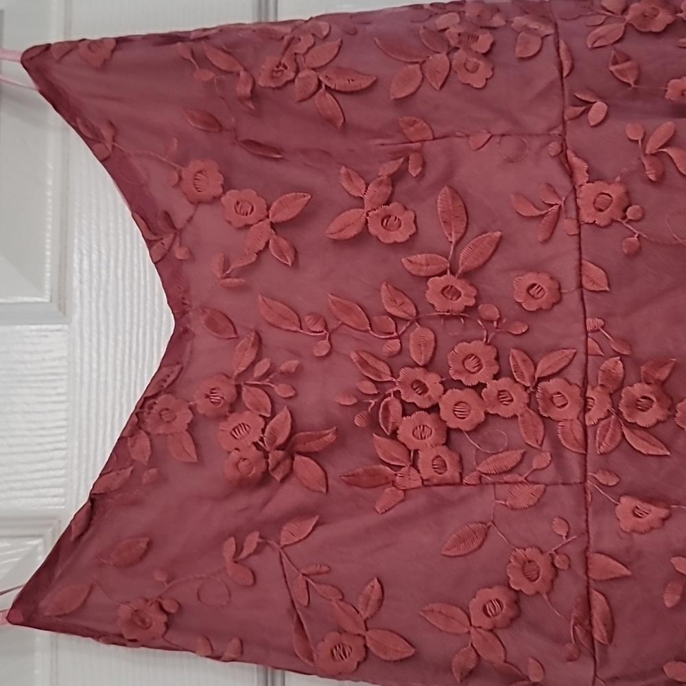 Dress - Picture 3 of 4